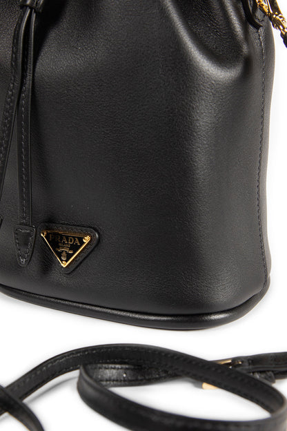 Bucket Bag in Leather