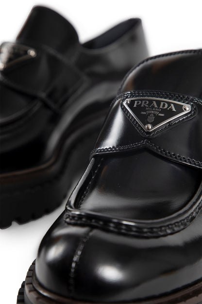 PRADA WOMAN BLACK FLATS