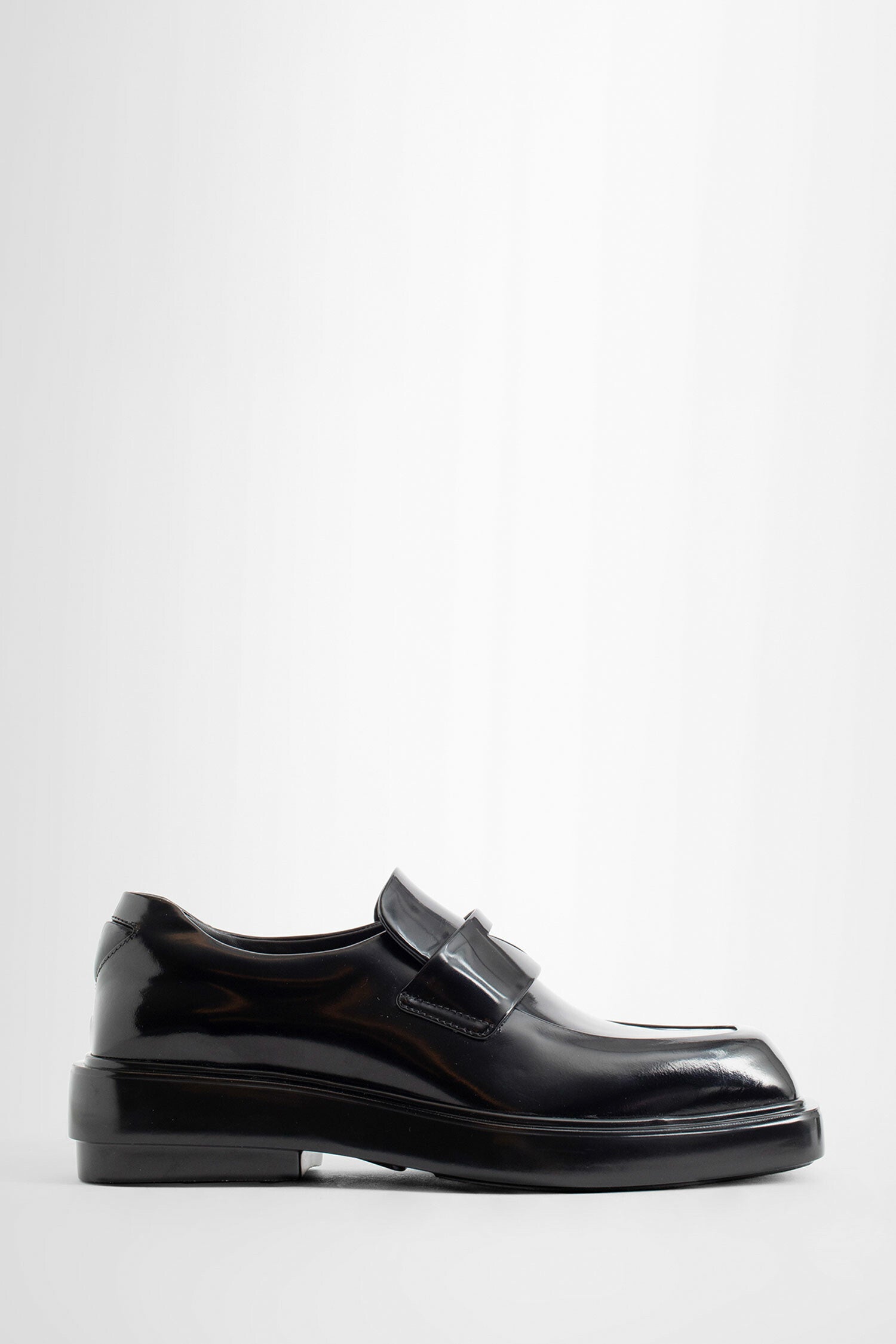 PRADA WOMAN BLACK LOAFERS