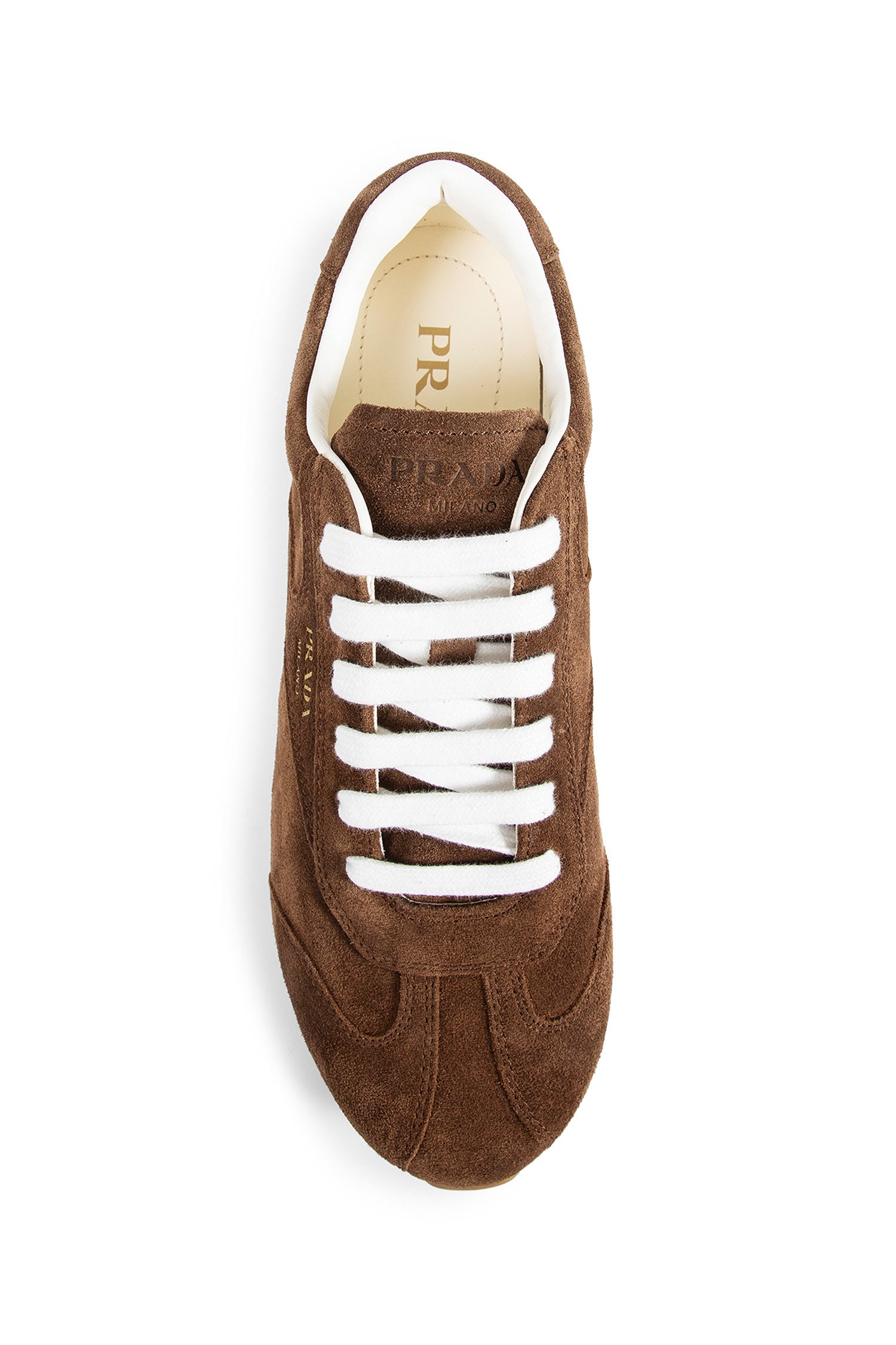 Sneakers in Suede
