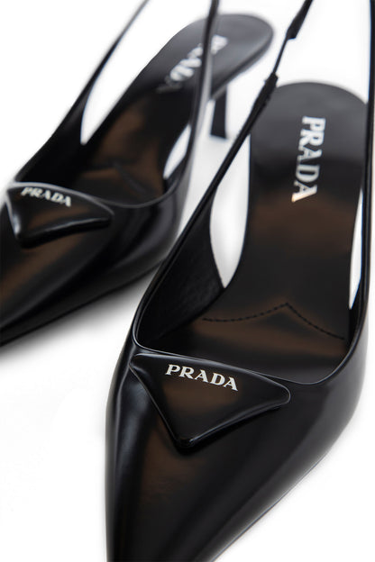 PRADA WOMAN BLACK PUMPS