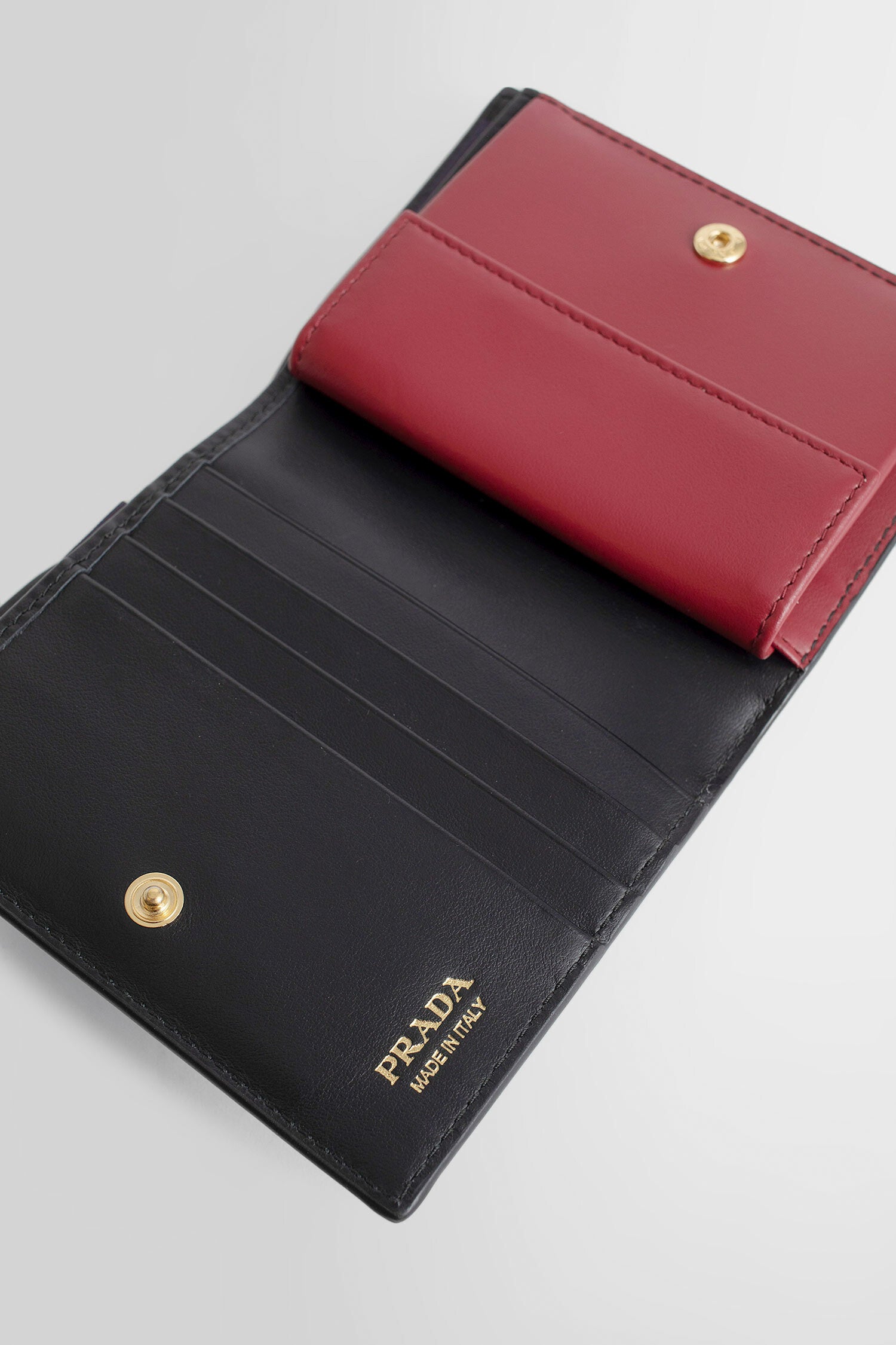 PRADA WOMAN BLACK WALLETS & CARDHOLDERS