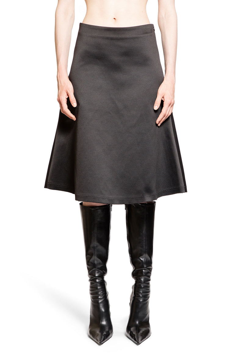 THE GARMENT WOMAN BLACK SKIRTS