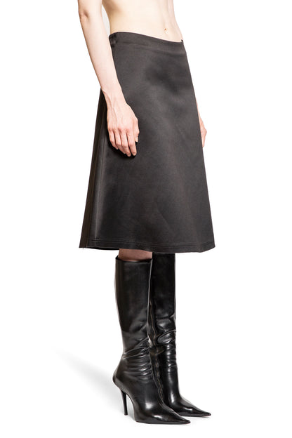 THE GARMENT WOMAN BLACK SKIRTS