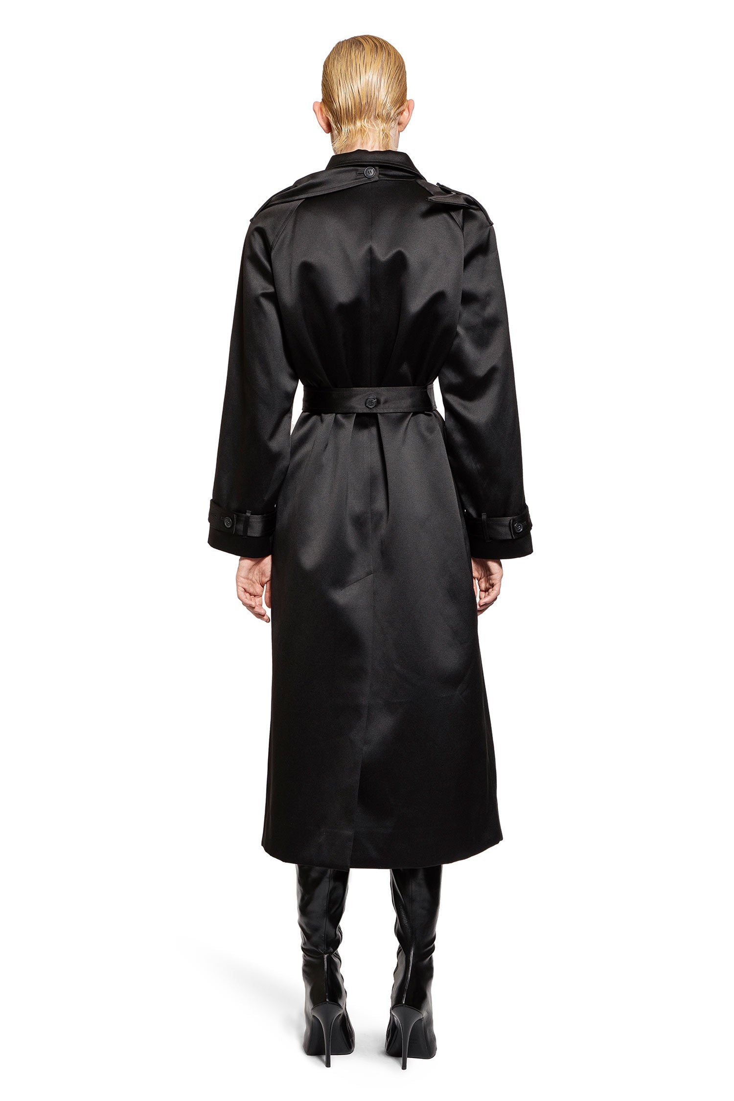 THE GARMENT WOMAN BLACK COATS