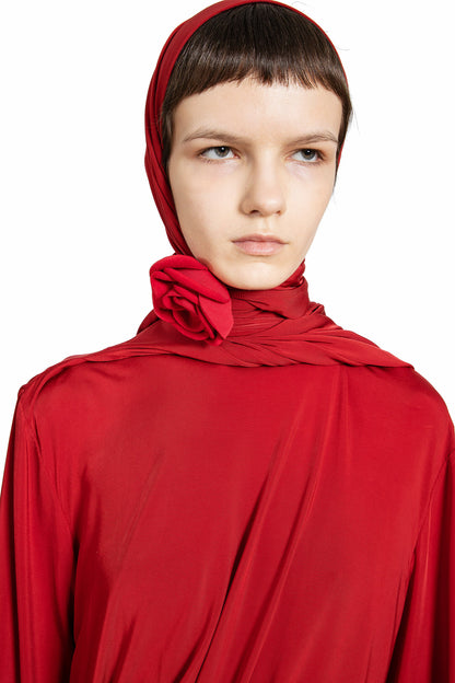 MAGDA BUTRYM WOMAN RED SCARVES