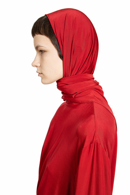 MAGDA BUTRYM WOMAN RED SCARVES