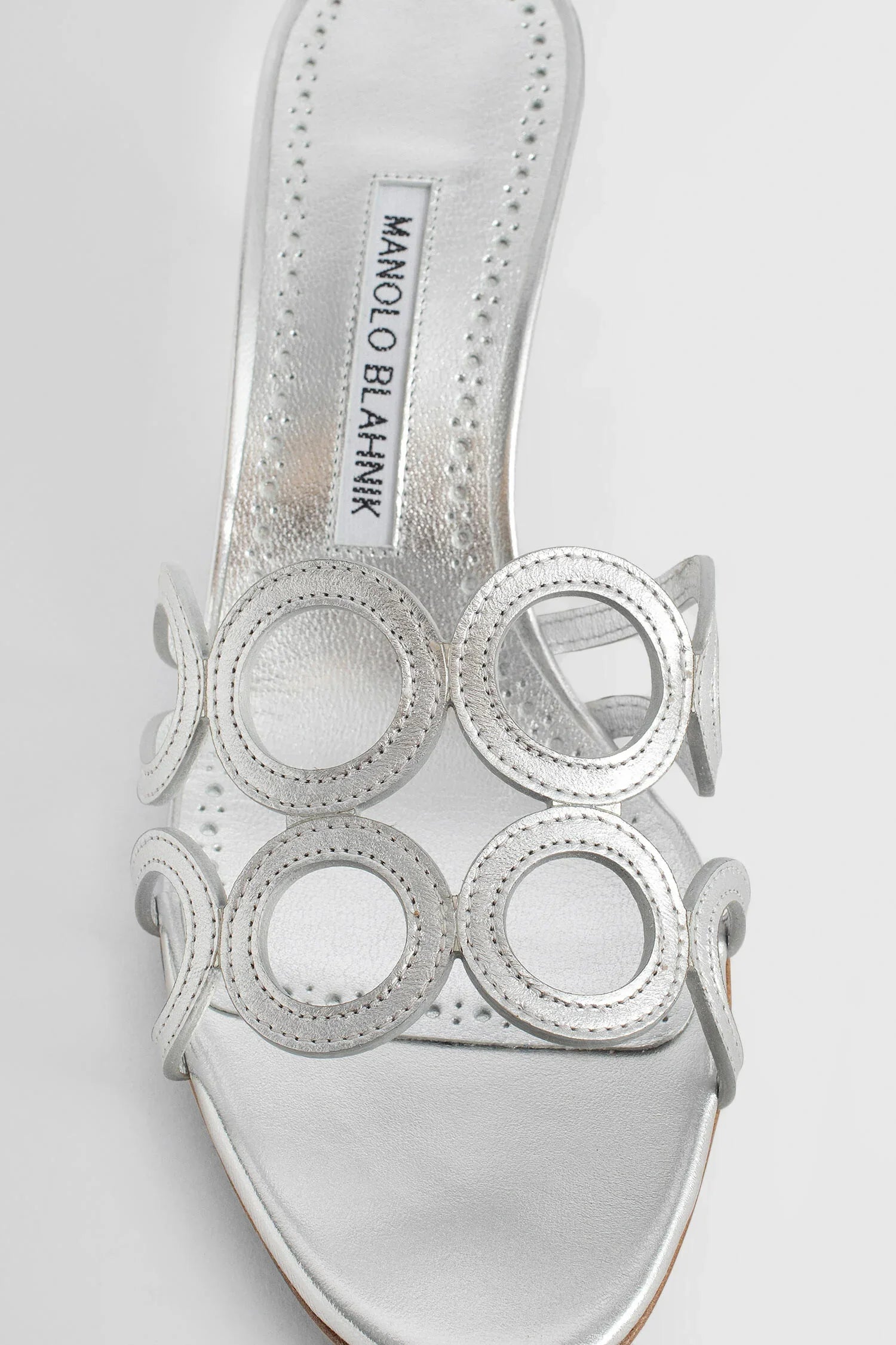MANOLO BLAHNIK WOMAN SILVER SANDALS & SLIDES - Antonioli.eu