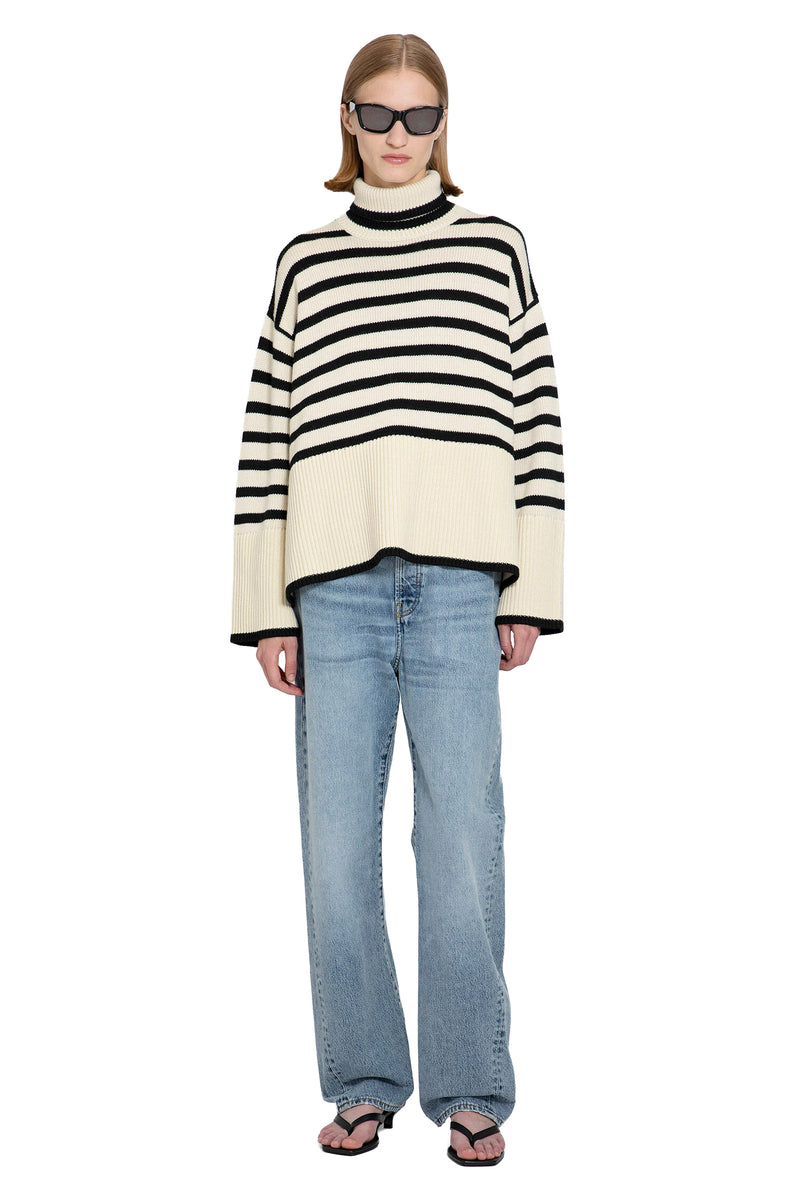TOTEME Twisted Seam Full-Length Jeans woman