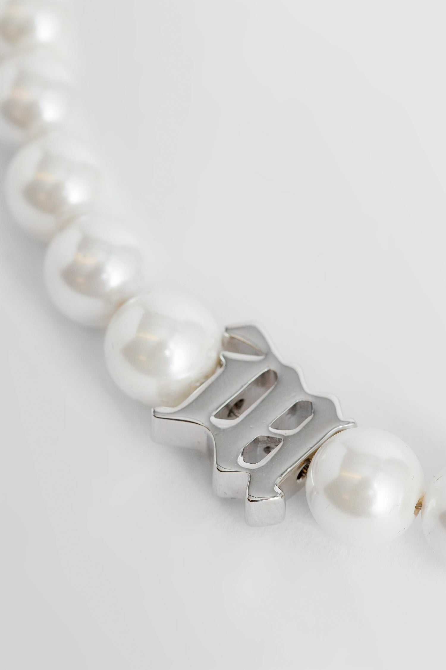 MISBHV UNISEX WHITE JEWELLERY