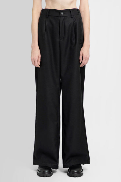 ANDREA YA AQOV WOMAN BLACK TROUSERS