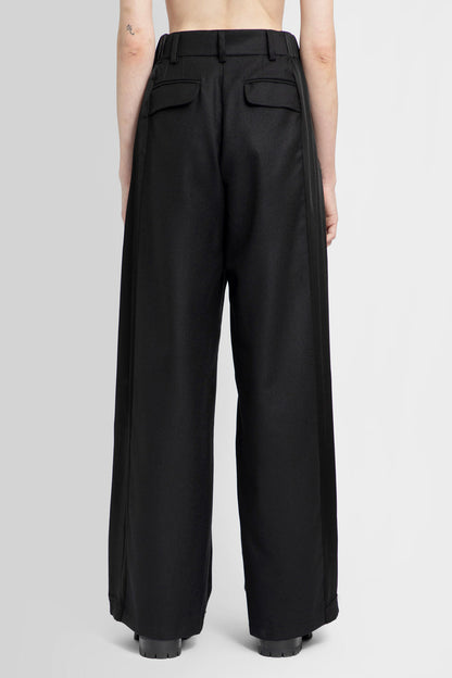 ANDREA YA AQOV WOMAN BLACK TROUSERS