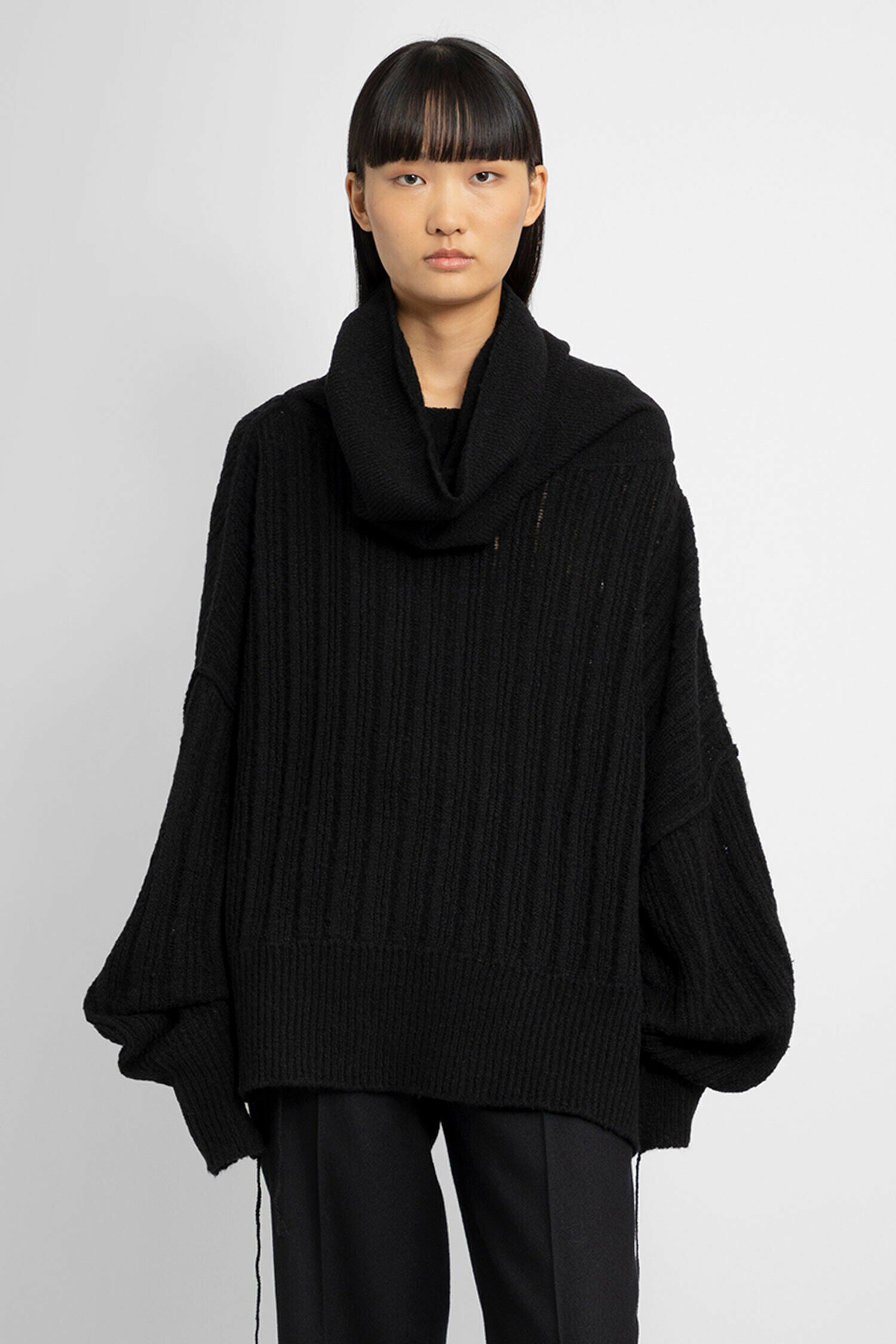 ANDREA YA AQOV WOMAN BLACK KNITWEAR