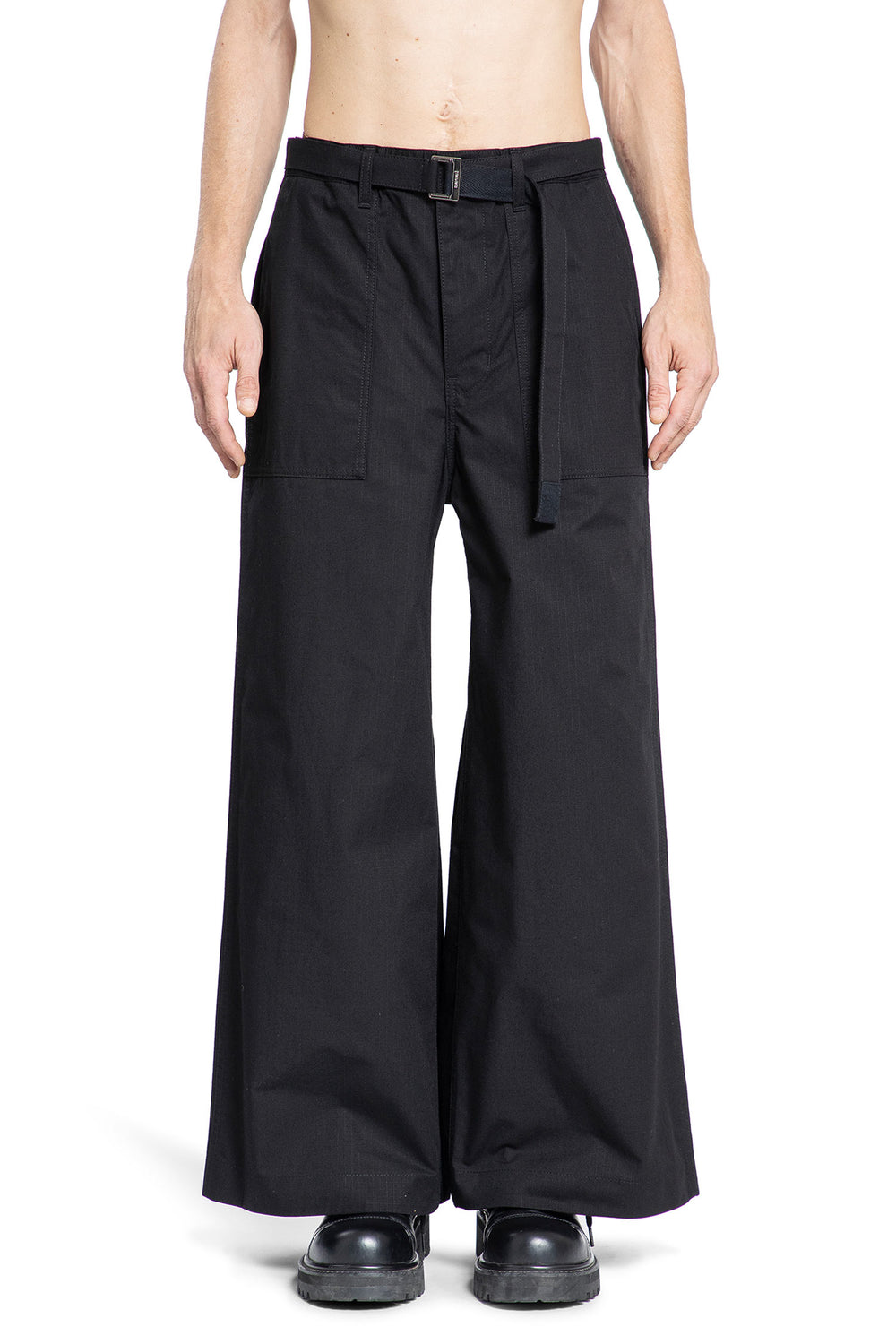 SACAI MAN BLACK TROUSERS