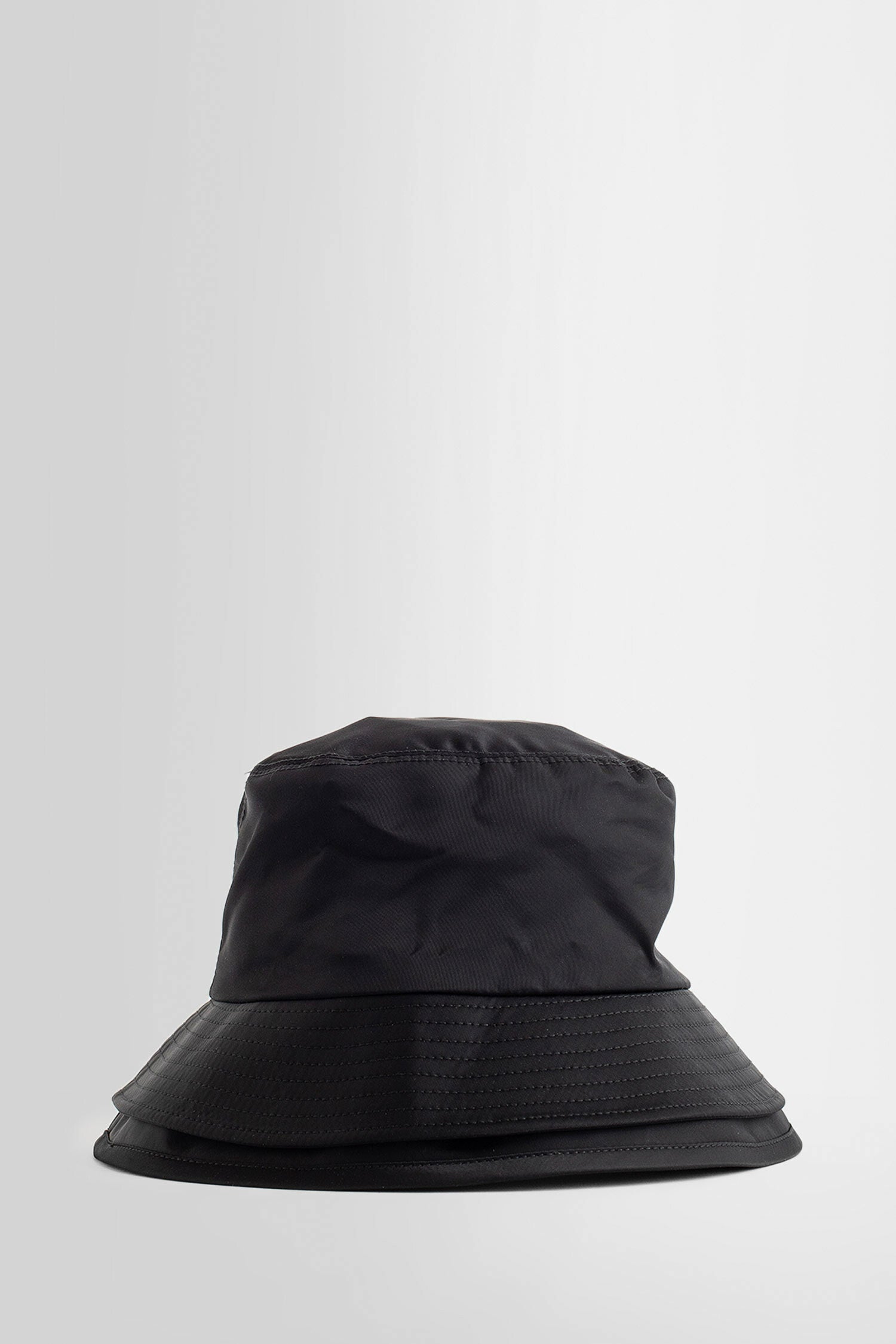 SACAI UNISEX BLACK HATS - SACAI - HATS | Antonioli