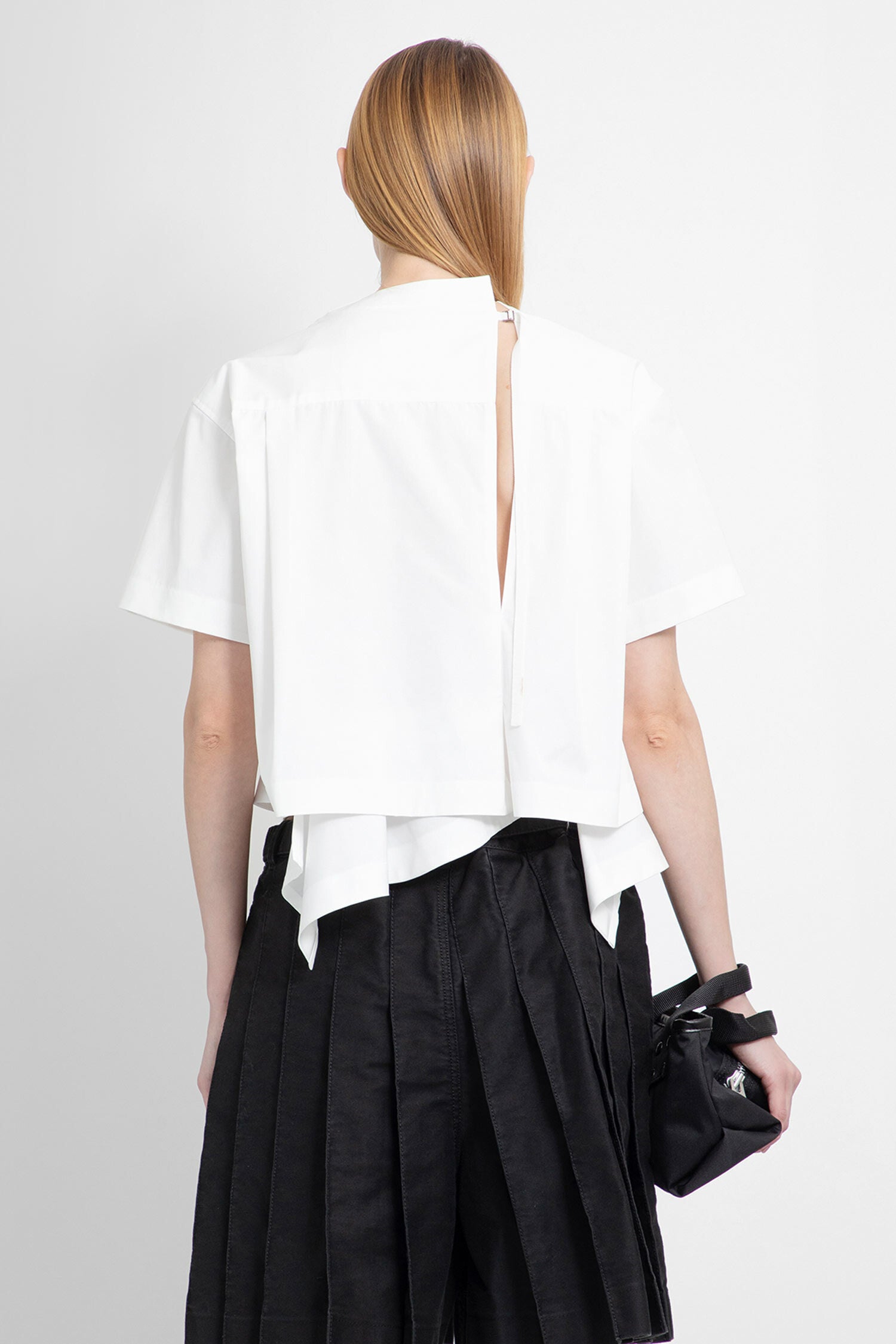 SACAI WOMAN WHITE T-SHIRTS & TANK TOPS