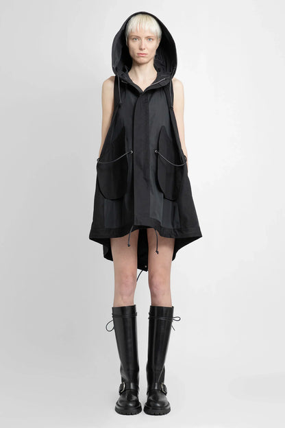 Antonioli SACAI WOMAN BLACK VESTS