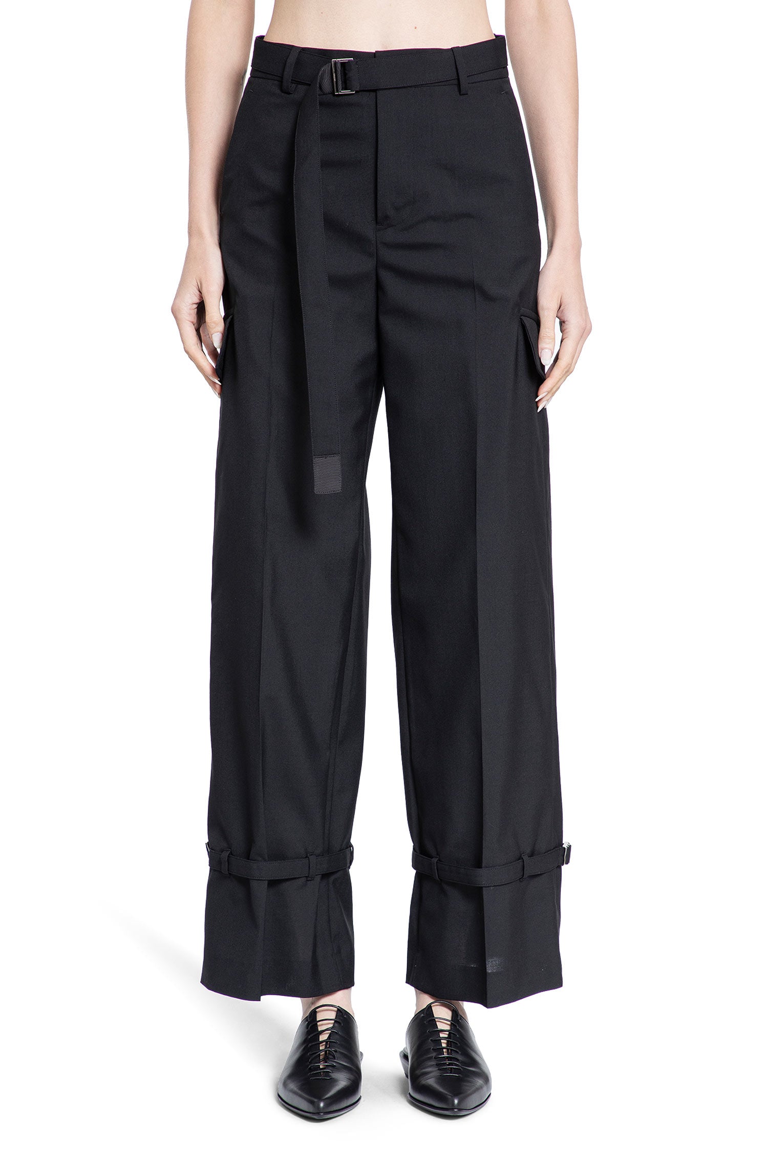 SACAI WOMAN BLACK TROUSERS