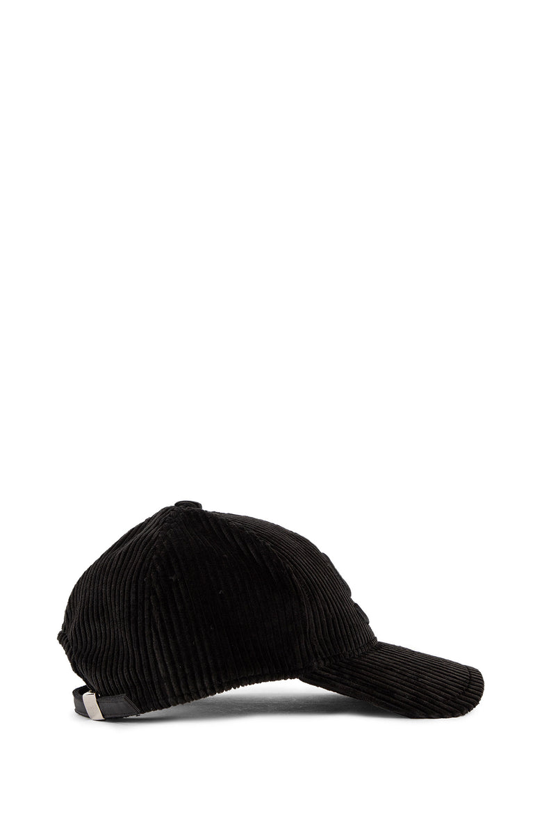 SACAI MAN BLACK HATS