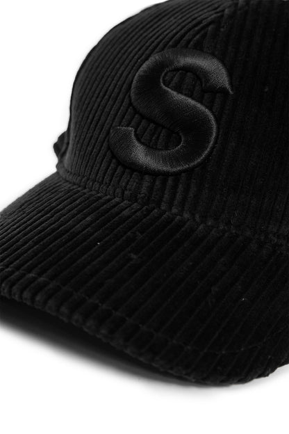 SACAI MAN BLACK HATS