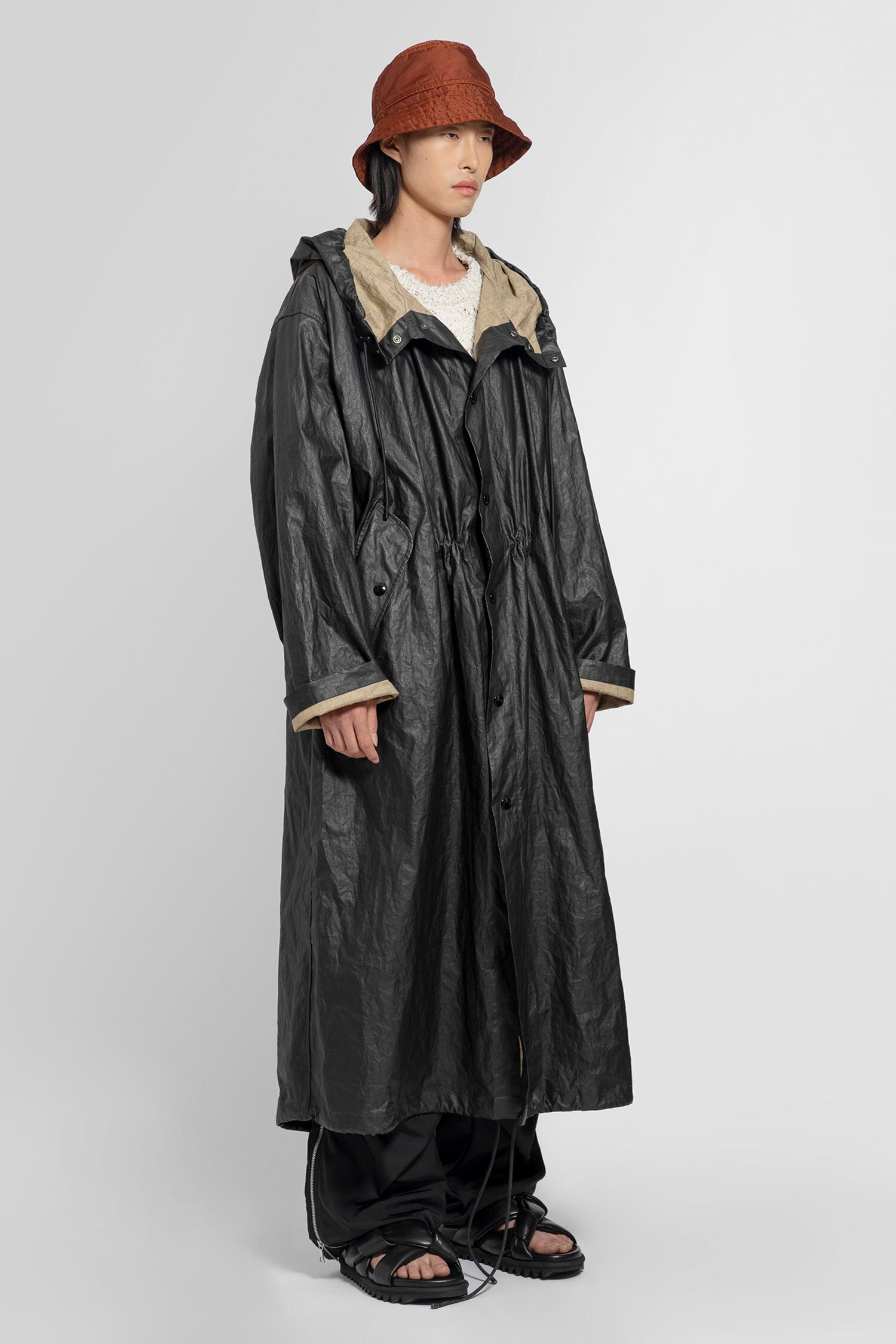 DRIES VAN NOTEN MAN BLACK COATS