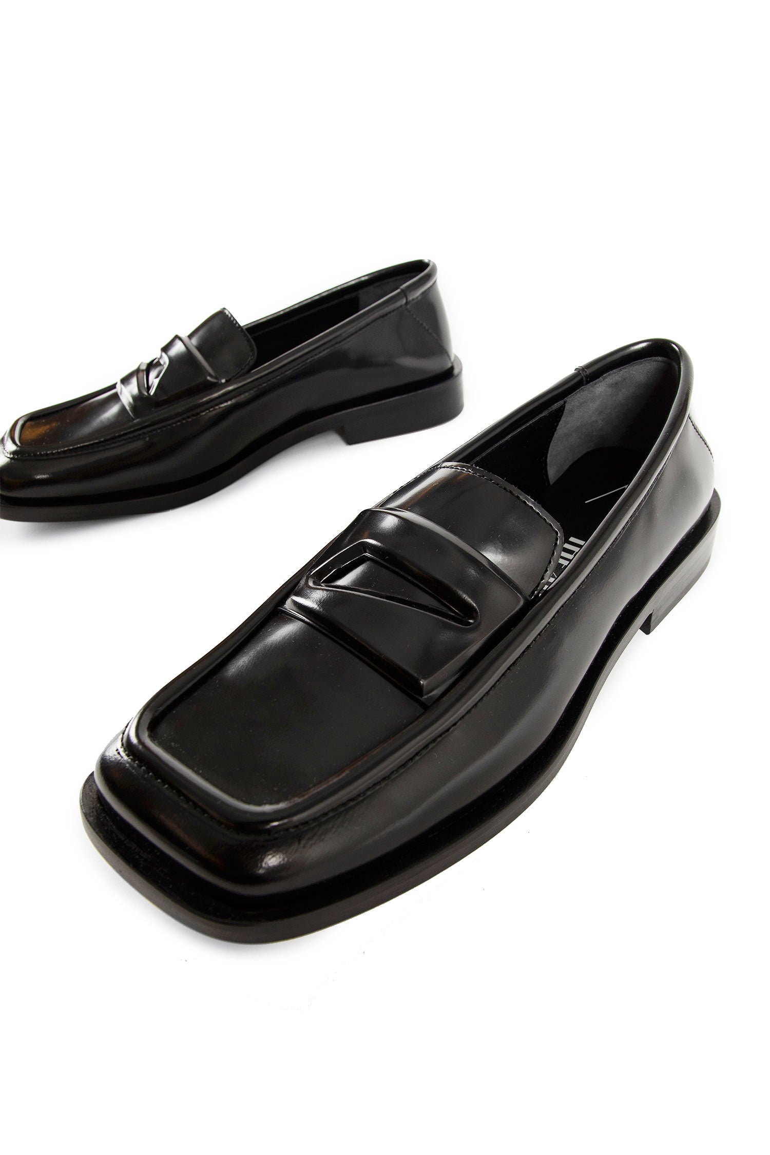 THE ATTICO WOMAN BLACK FLATS