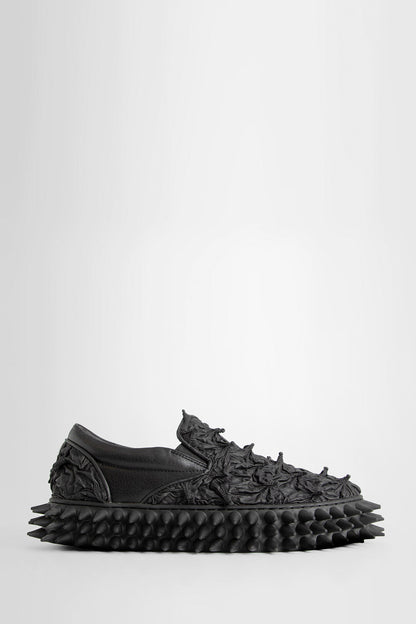 DOUBLET MAN BLACK SNEAKERS