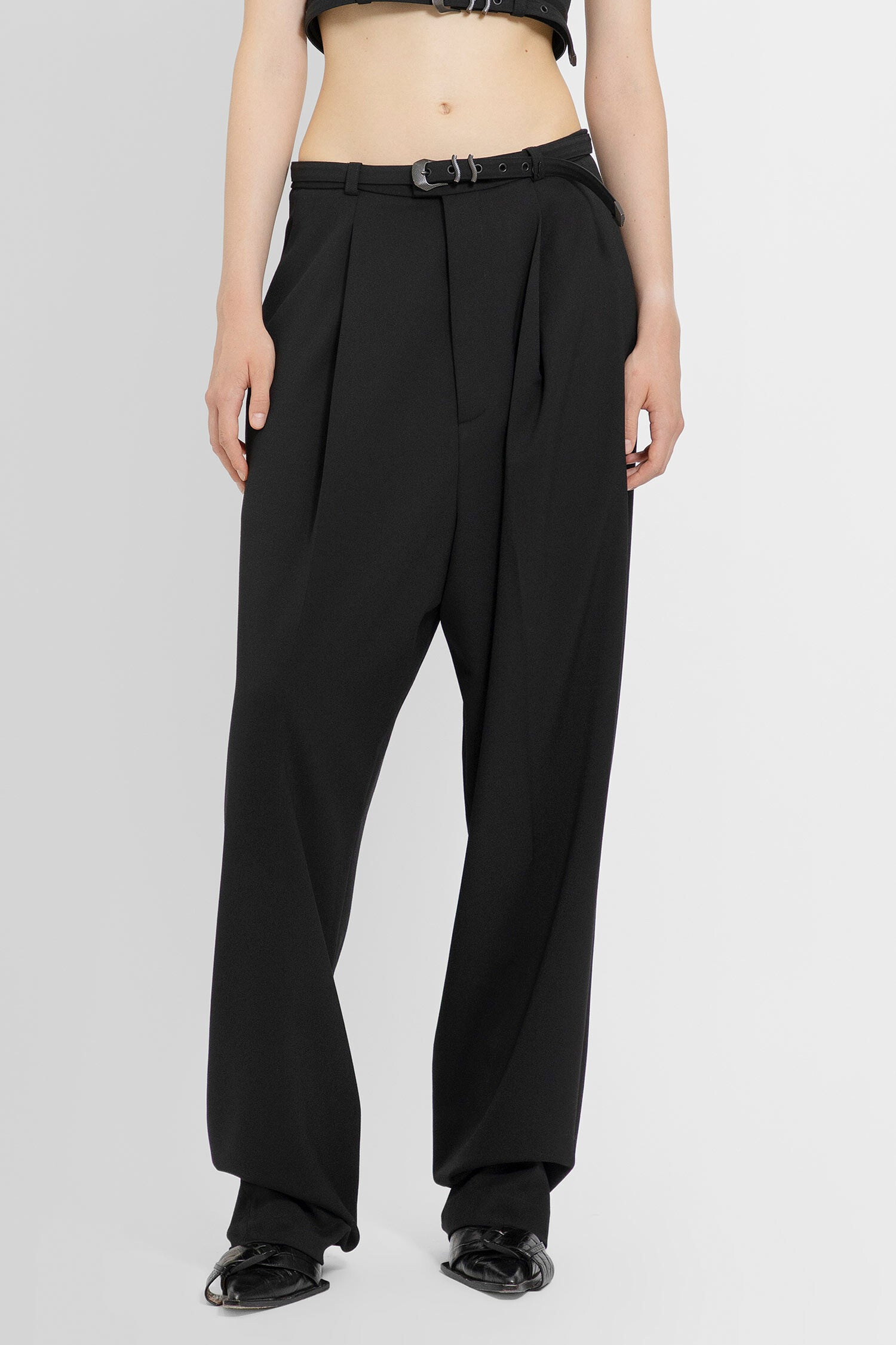 SSHEENA WOMAN BLACK TROUSERS