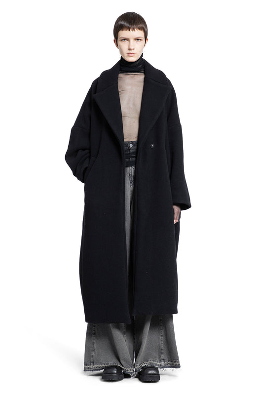 ANDREA YA AQOV WOMAN BLACK COATS