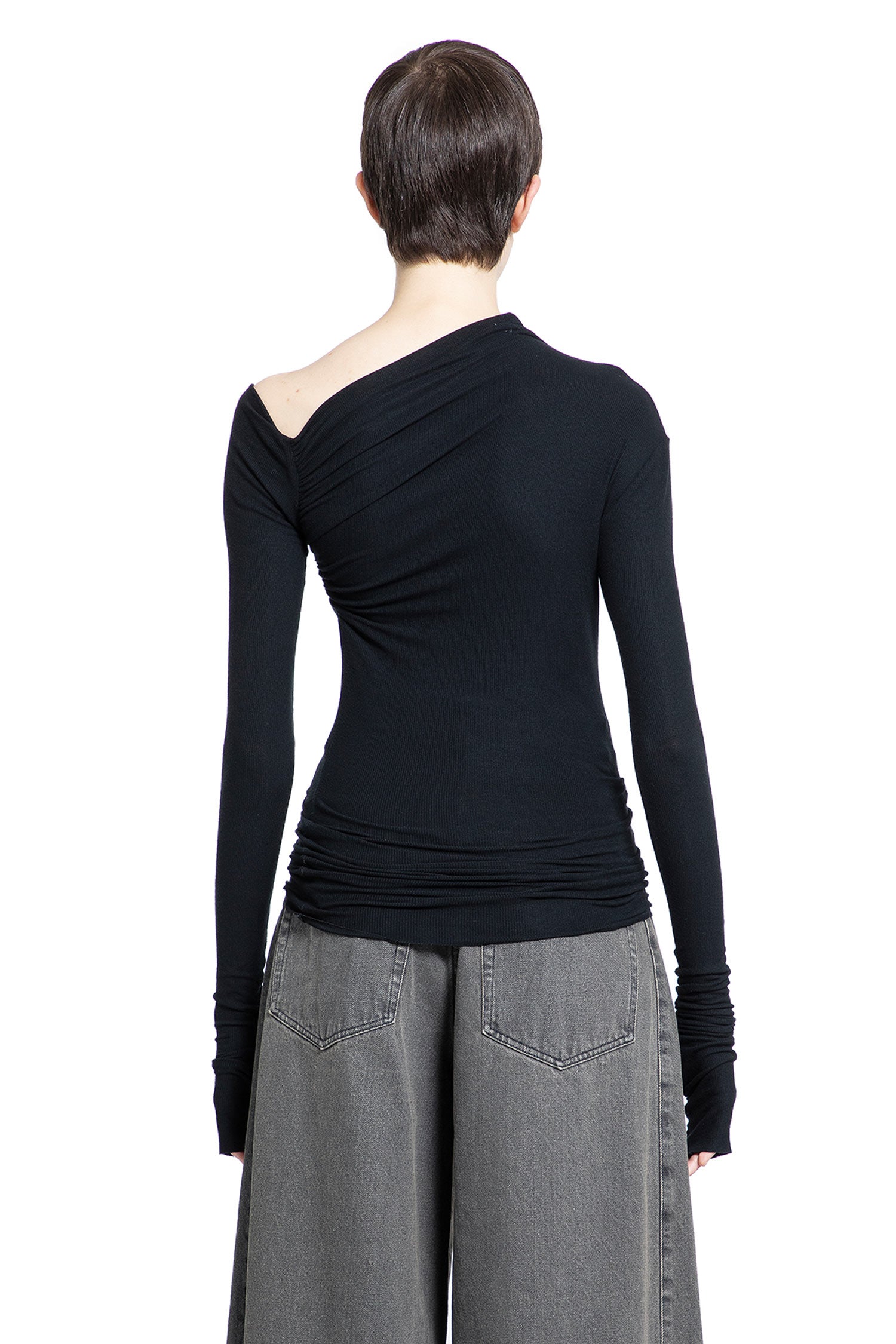 ANDREA YA AQOV WOMAN BLACK TOPS