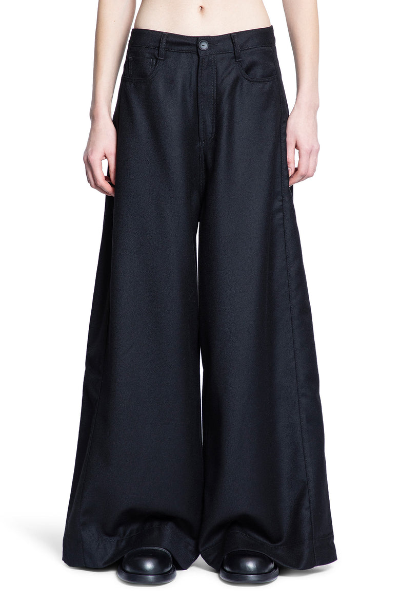 ANDREA YA AQOV WOMAN BLACK TROUSERS