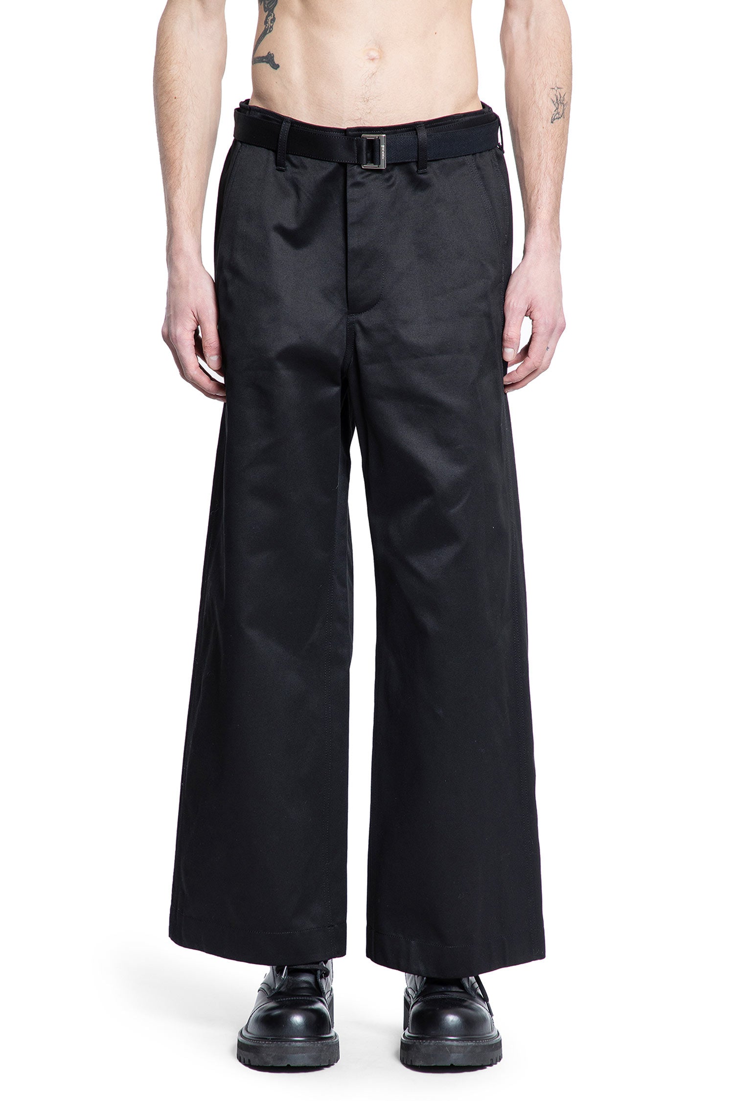 SACAI MAN BLACK TROUSERS