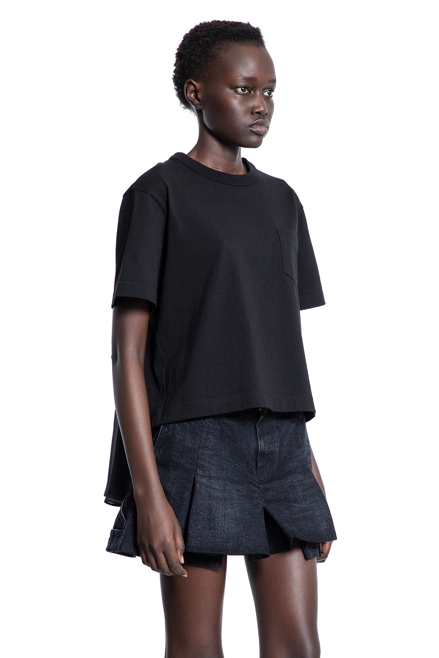 SACAI WOMAN BLACK T-SHIRTS & TANK TOPS