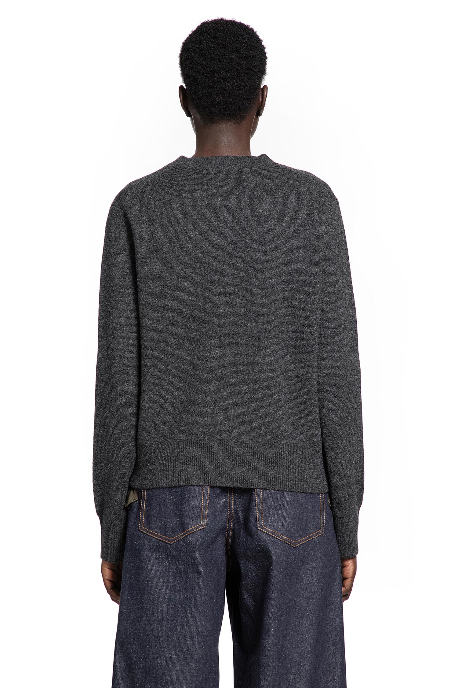 Sequin Embroidery x Wool Knit Pullover