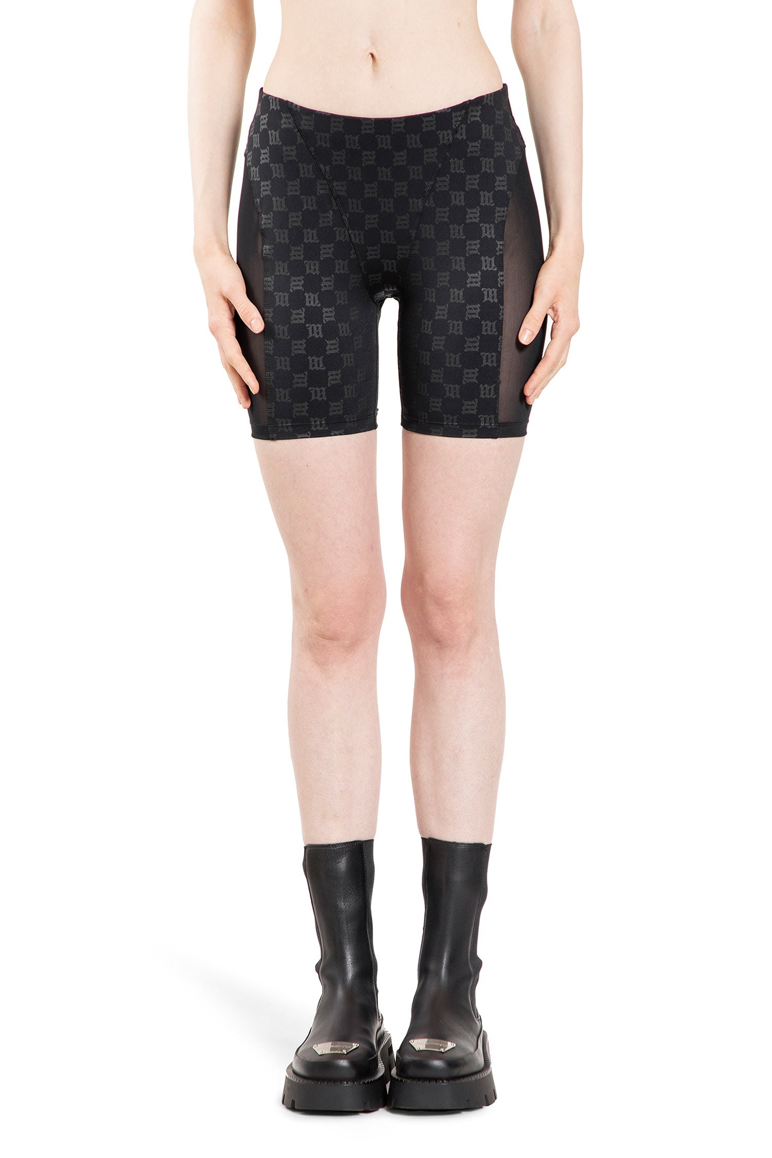 MISBHV WOMAN BLACK SHORTS