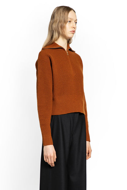 Nadar Sweater