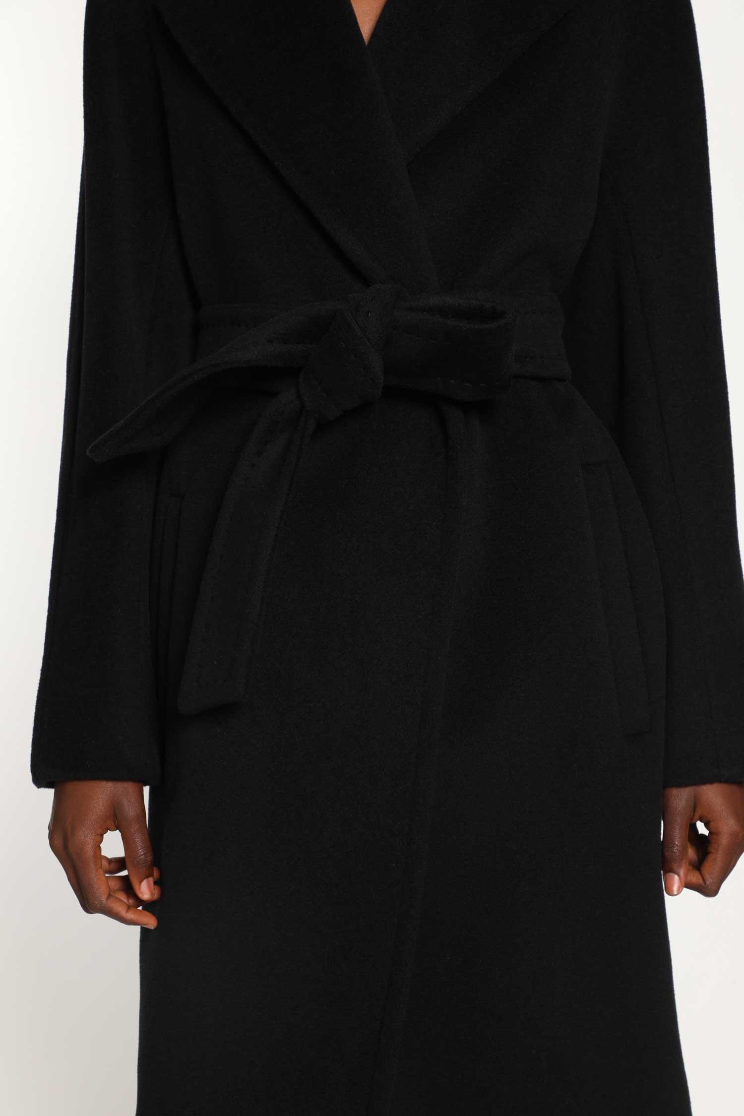MAX MARA WOMAN BLACK COATS