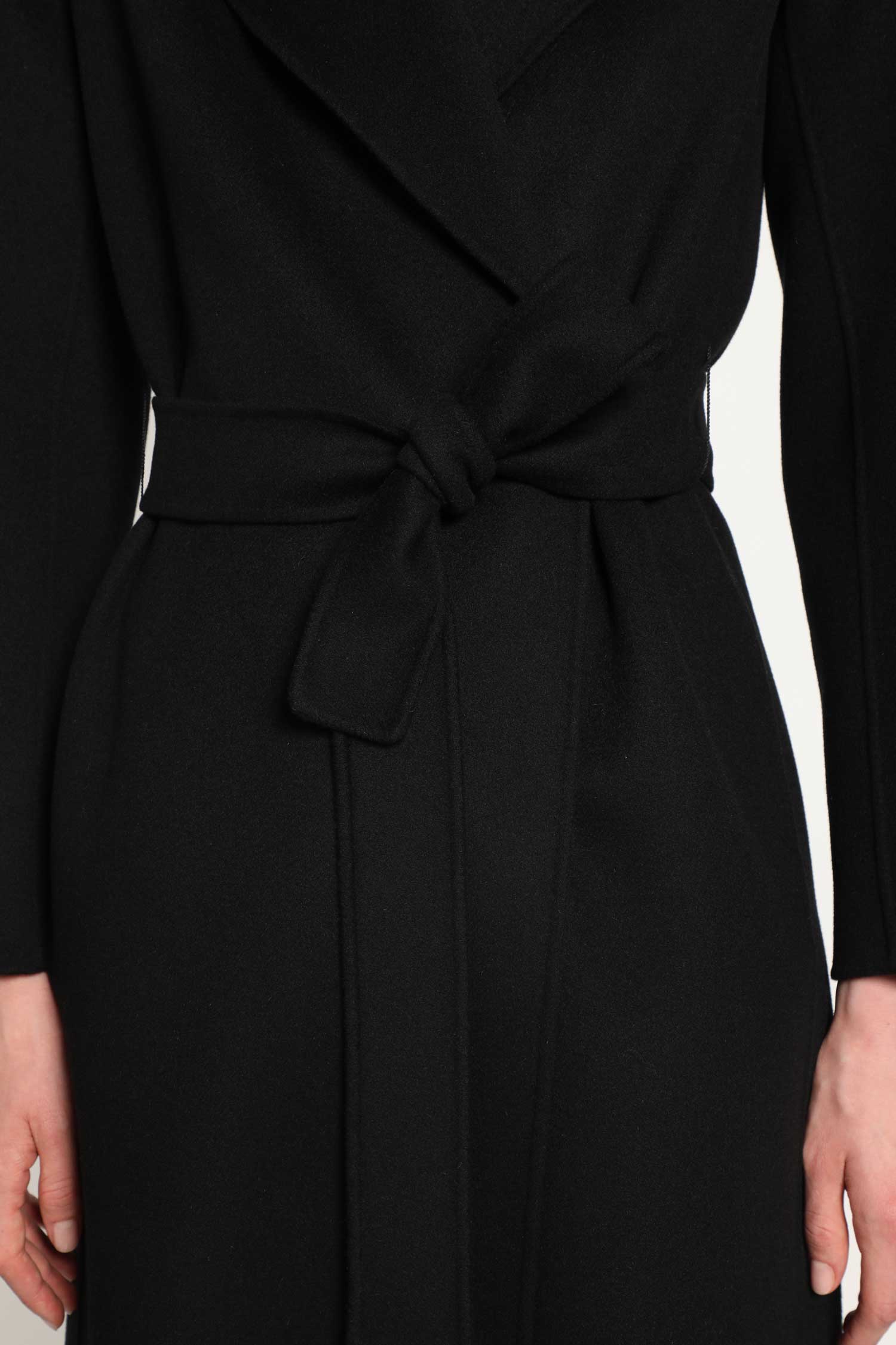 S MAX MARA WOMAN BLACK COATS