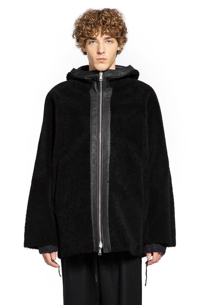 ANDREA YA AQOV MAN BLACK SWEATSHIRTS