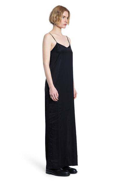 ANDREA YA AQOV WOMAN BLACK DRESSES