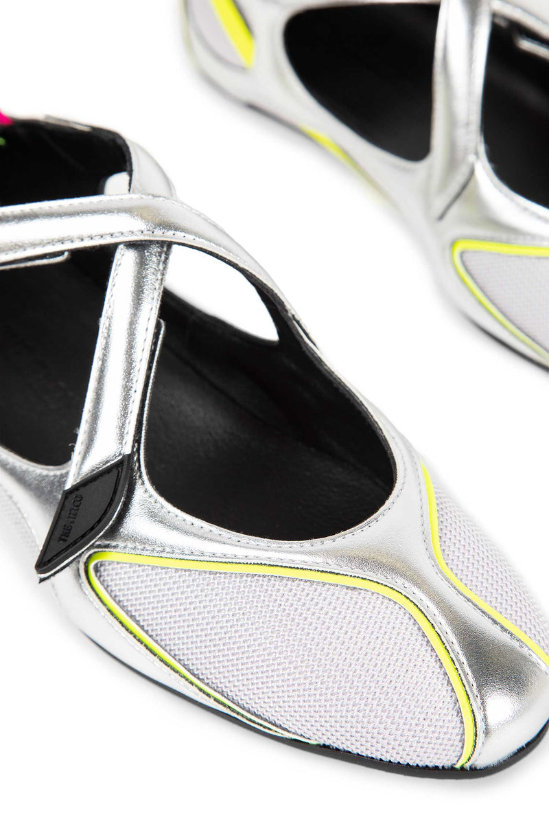 ''Floor 001'' Ballerinas