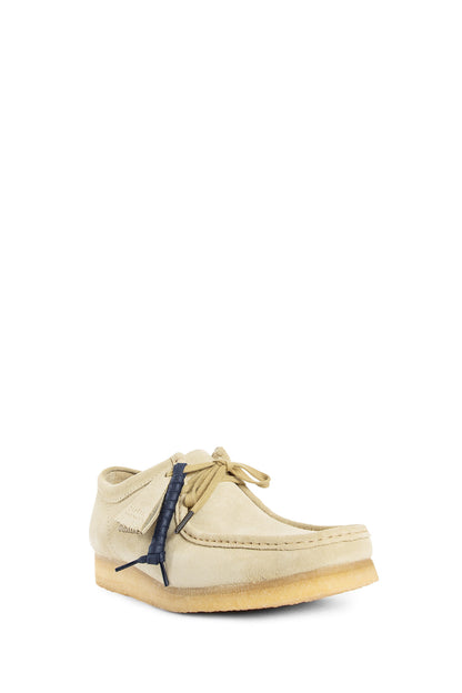 CLARKS MAN BEIGE LACE-UPS