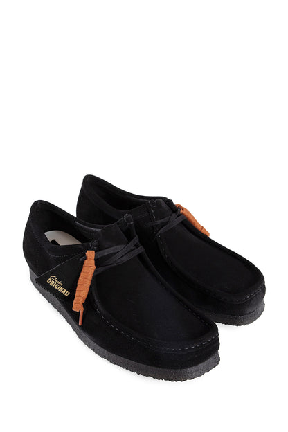 CLARKS MAN BLACK LACE-UPS