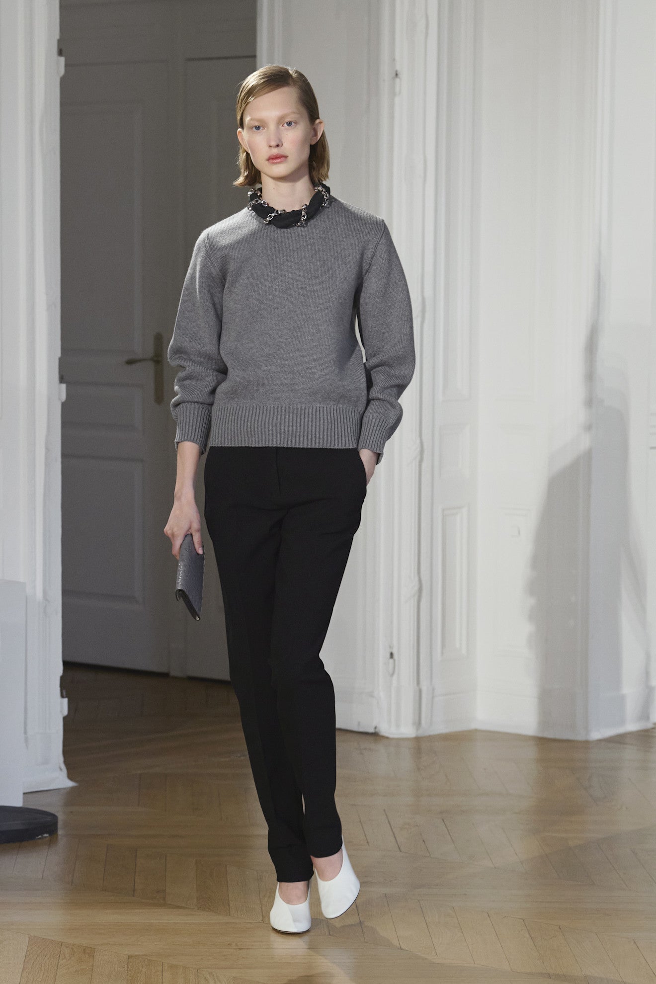 Classic Cashmere Sweater