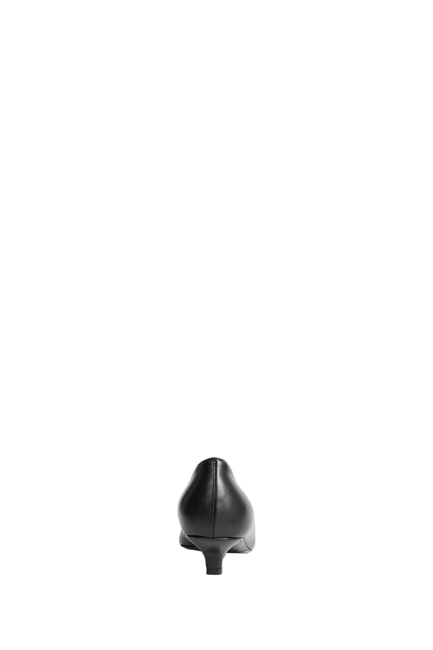 TOTEME Pierced Nappa Pumps woman