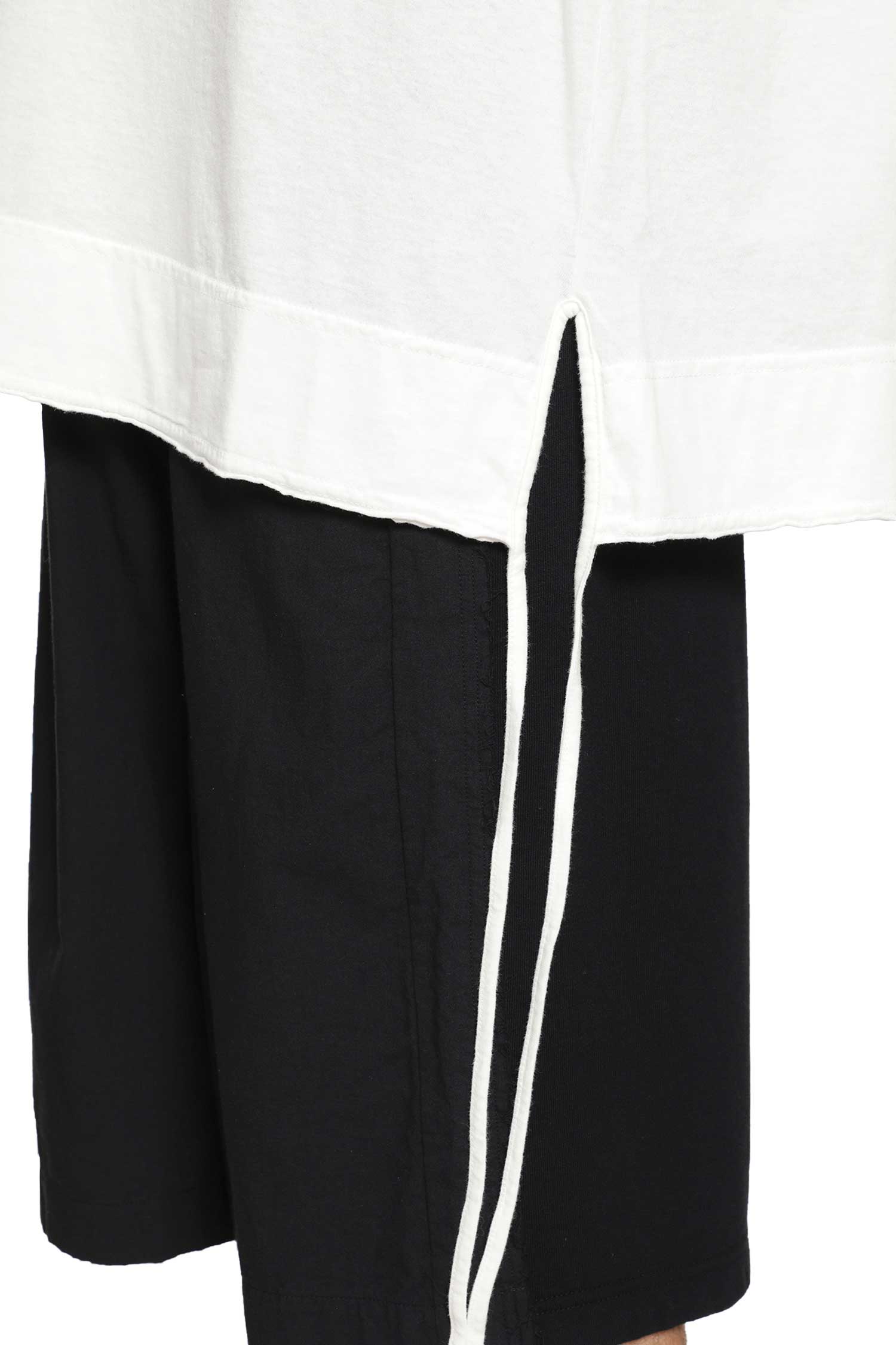 Laces Regular Fit T-Shirt
