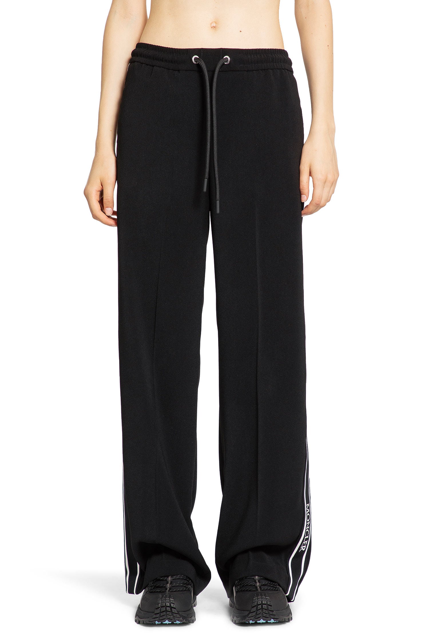 MONCLER WOMAN BLACK TROUSERS