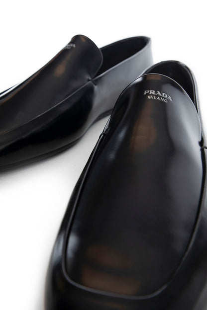 PRADA MAN BLACK LOAFERS & FLATS