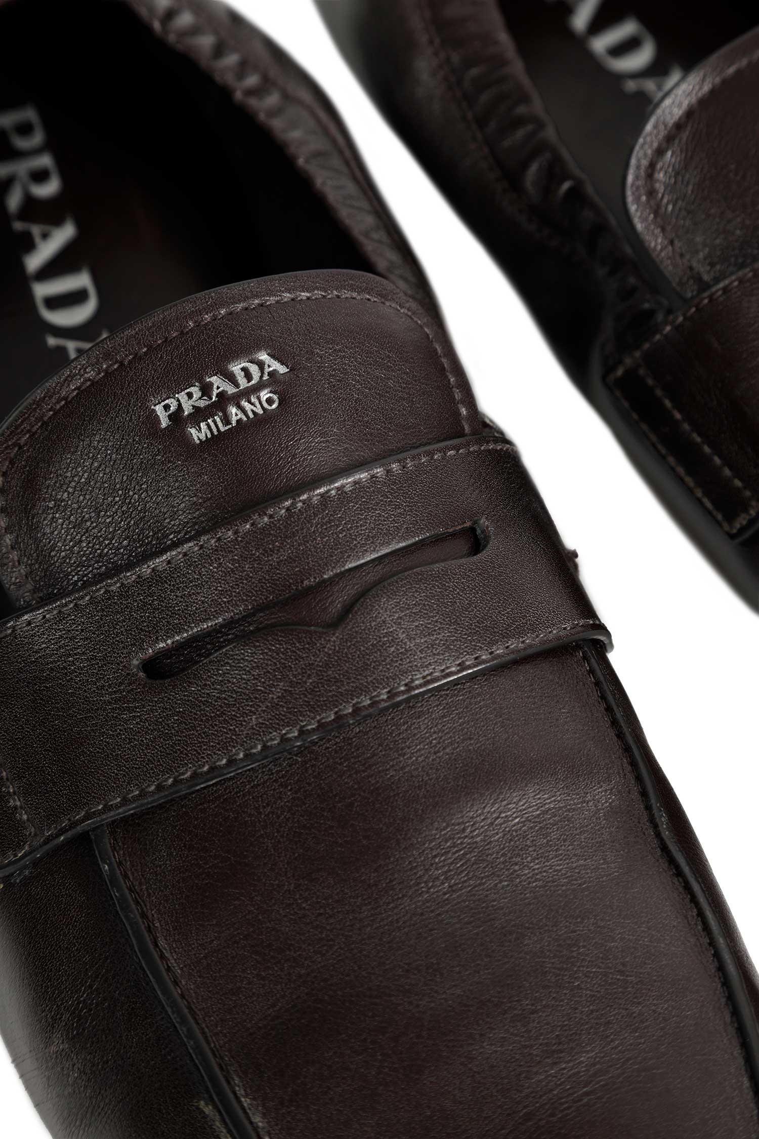 Suffle Antiqued Leather Loafers