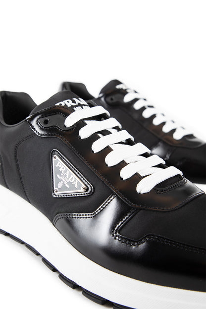 PRADA MAN BLACK SNEAKERS